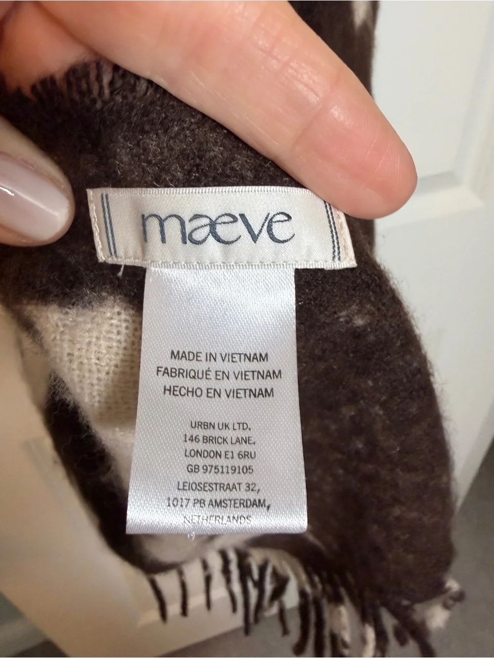 Anthropology Mauve Cow Print Scarf - Picture 6 of 7